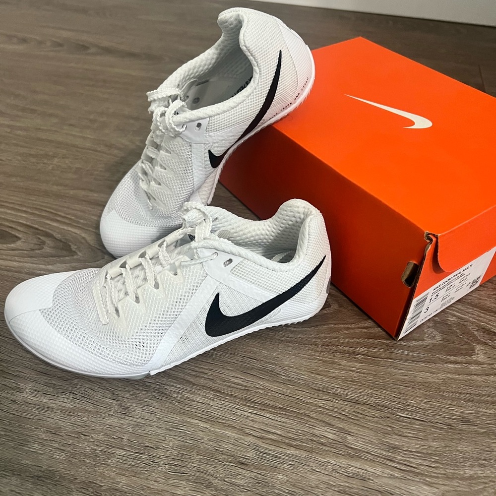 Nike Track Cleats- Zoom Rival Multi in White/Black - black spikes